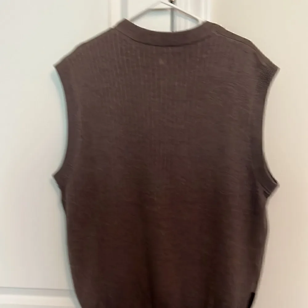 Grey Mizuno Performance Windlite Model lined Golf sleeveless sweater vest L